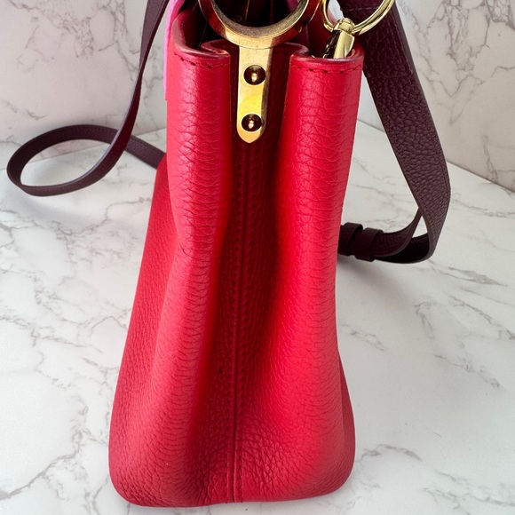 Beautiful Like New Louis Vuitton Capucines bag - Picture 7 of 16